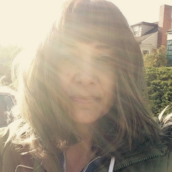 Meet your Posher, Ruth - Picture 1 of 1